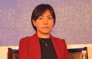 邹妍